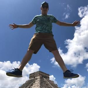 Meet your Posher, Blaine